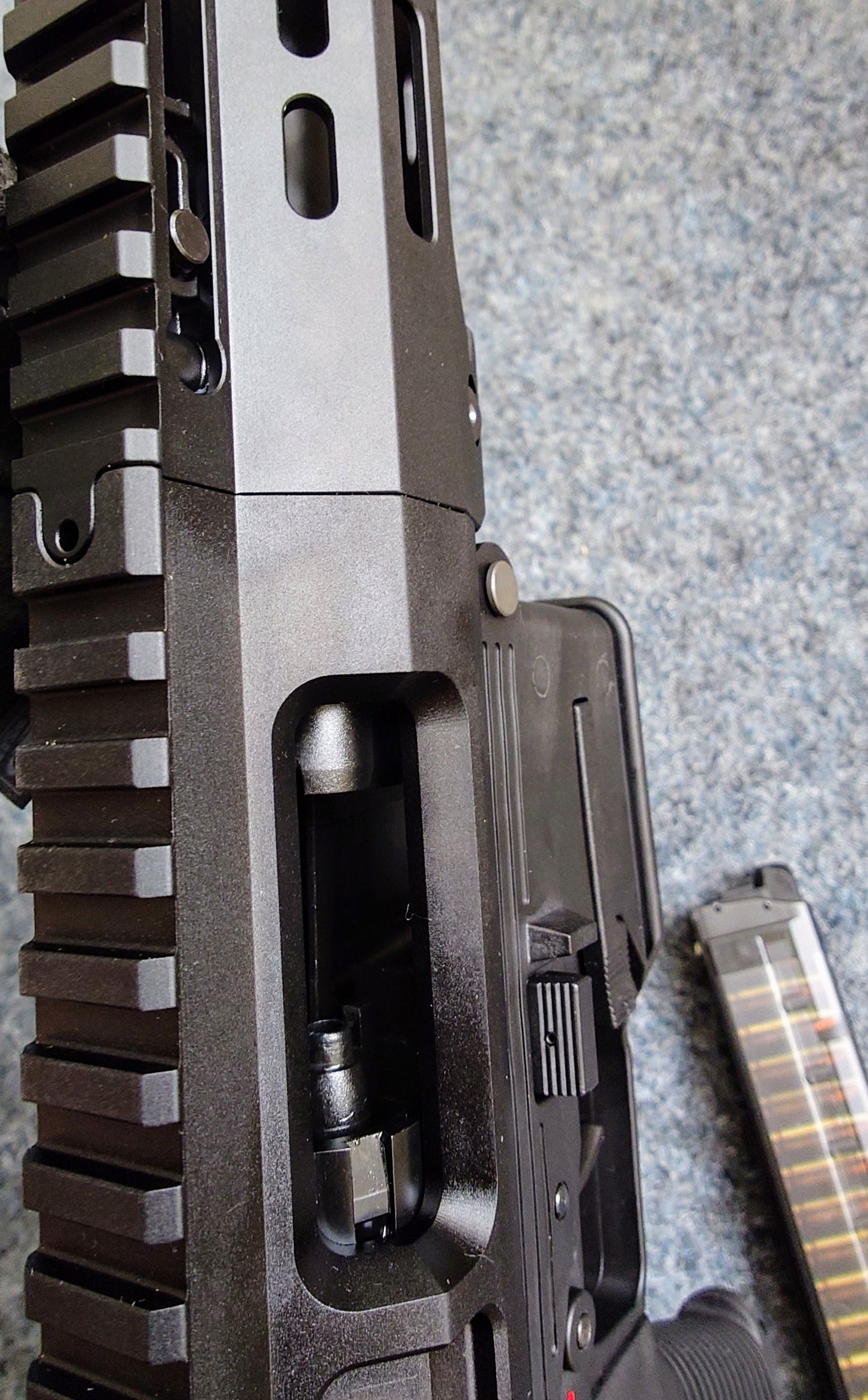 Maruyama SPC-9 PDW GBBR – Kompakt Airsoft PDW | GBB | 45rds | Ambi | 6mm