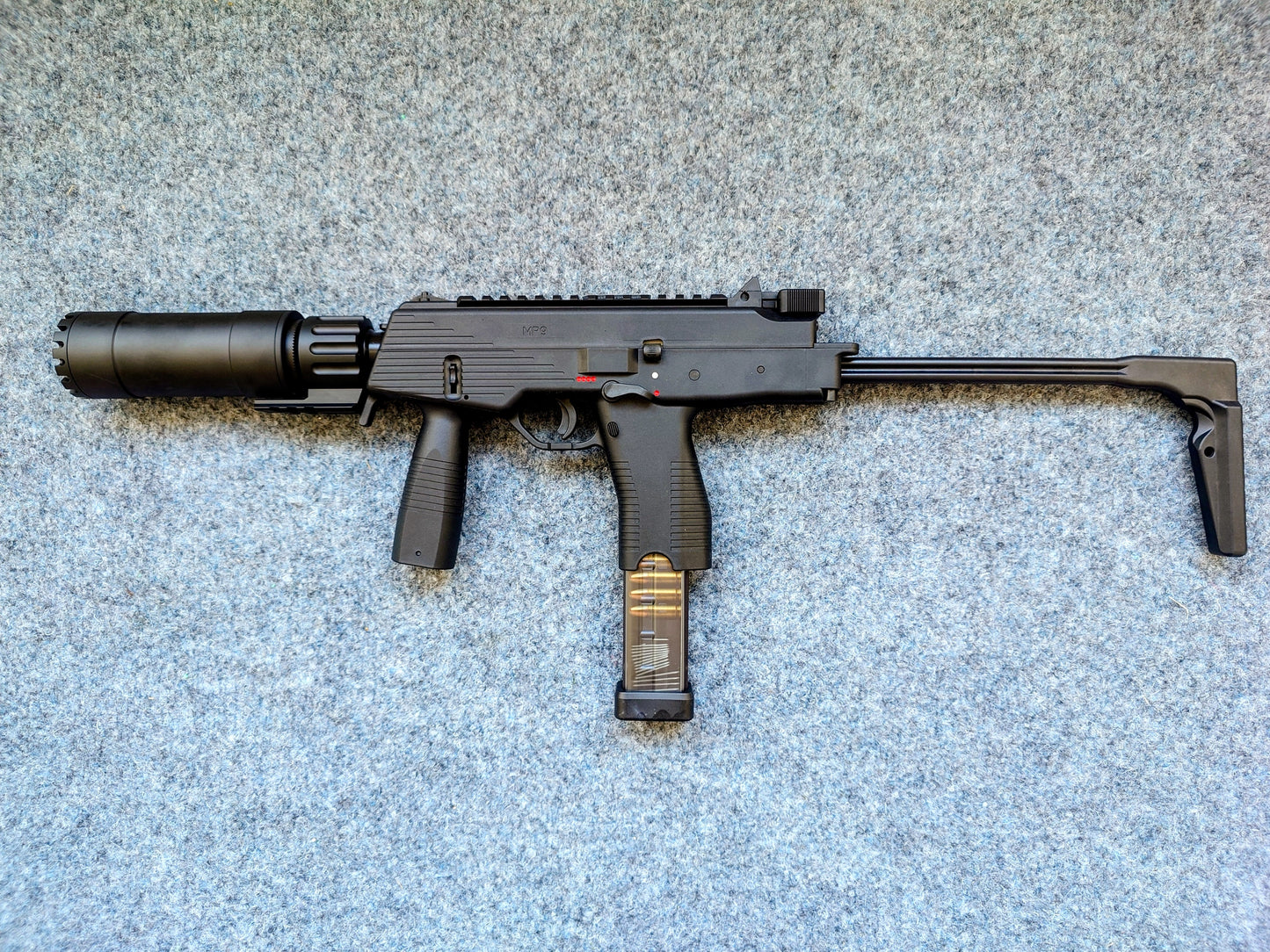 MARUYAMA MP9DX GBB SMG med QD-ljuddämpare – Gas Blowback Airsoft | MP9 Style 2x Magasin